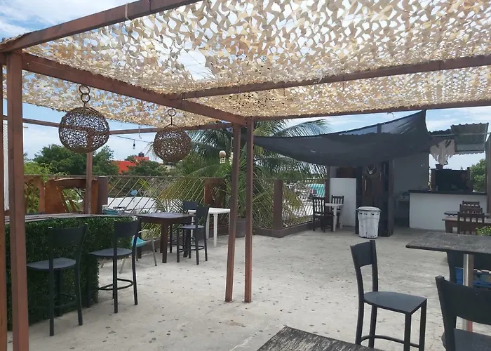 Emotion Avenida Tulum Hotel & Hostal