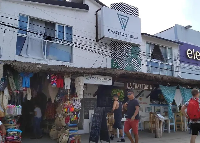 Emotion Avenida Tulum Hotel & Hostal